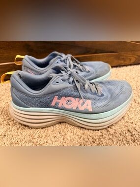 Women’s Hoka Bondi 8 size 8.5